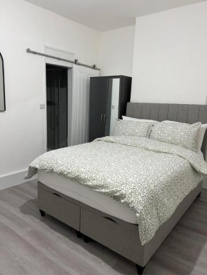 Oxborne Rooms UK - Plaistow